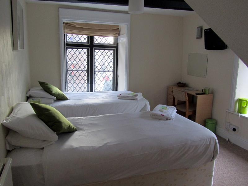 Queens Head Inn Monmouth Bilik gambar